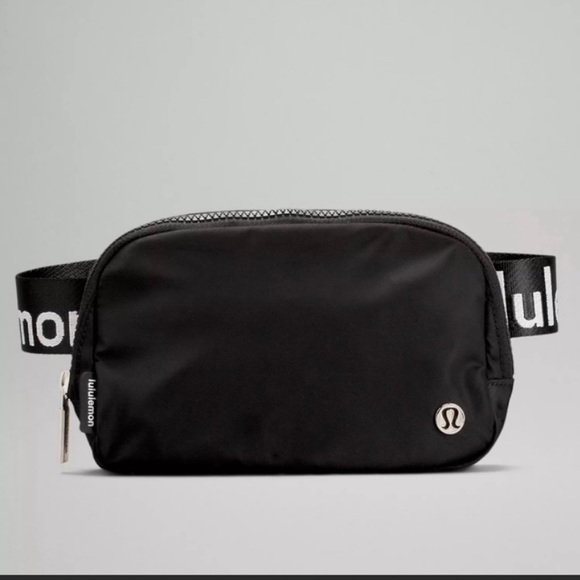 lululemon athletica Handbags - Lululemon Belt Bag